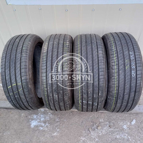 Michelin Primacy4 235/45R20 Michelin Primacy4 235/45R20