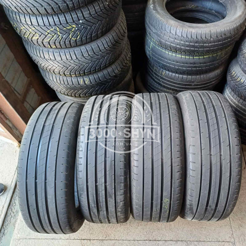 GoodYear EfficientGrip2 255/55R19 GoodYear EfficientGrip2 255/55R19