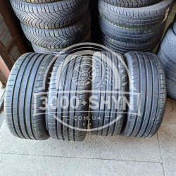 Michelin PilotSport 4 245/35R20 Michelin PilotSport 4 245/35R20