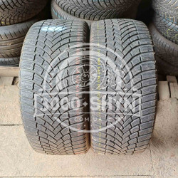 Bridgestone Blizzak LM005 235/40R19