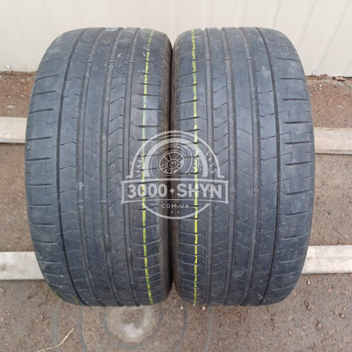 Pirelli P ZERO 235/40R19 Pirelli P ZERO 235/40R19
