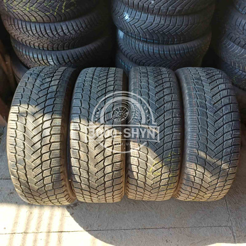 Michelin X-ICE snow 215/55R18 Michelin X-ICE snow 215/55R18