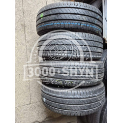 Michelin Agilis 3 215/70R15C Michelin Agilis 3 215/70R15C
