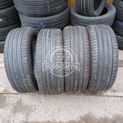 Michelin PilotSport4suv 235/55R19 Michelin PilotSport4suv 235/55R19