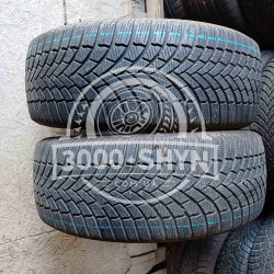 Bridgestone Blizzak LM005 215/55R17