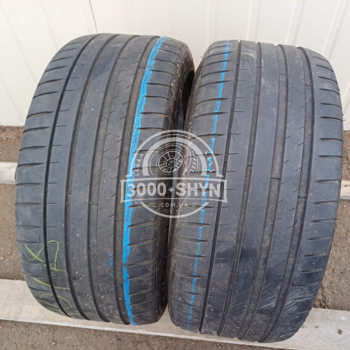Michelin PilotSport4 235/40R18 Michelin PilotSport4 235/40R18