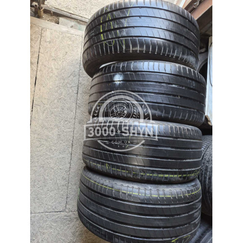 Michelin Latitude Sport 3 285/40R20 Michelin Latitude Sport 3 285/40R20