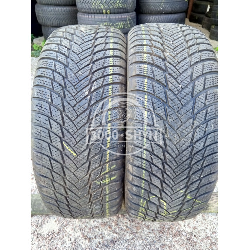 Bridgestone Blizzak LM001 235/55R18 Bridgestone Blizzak LM001 235/55R18