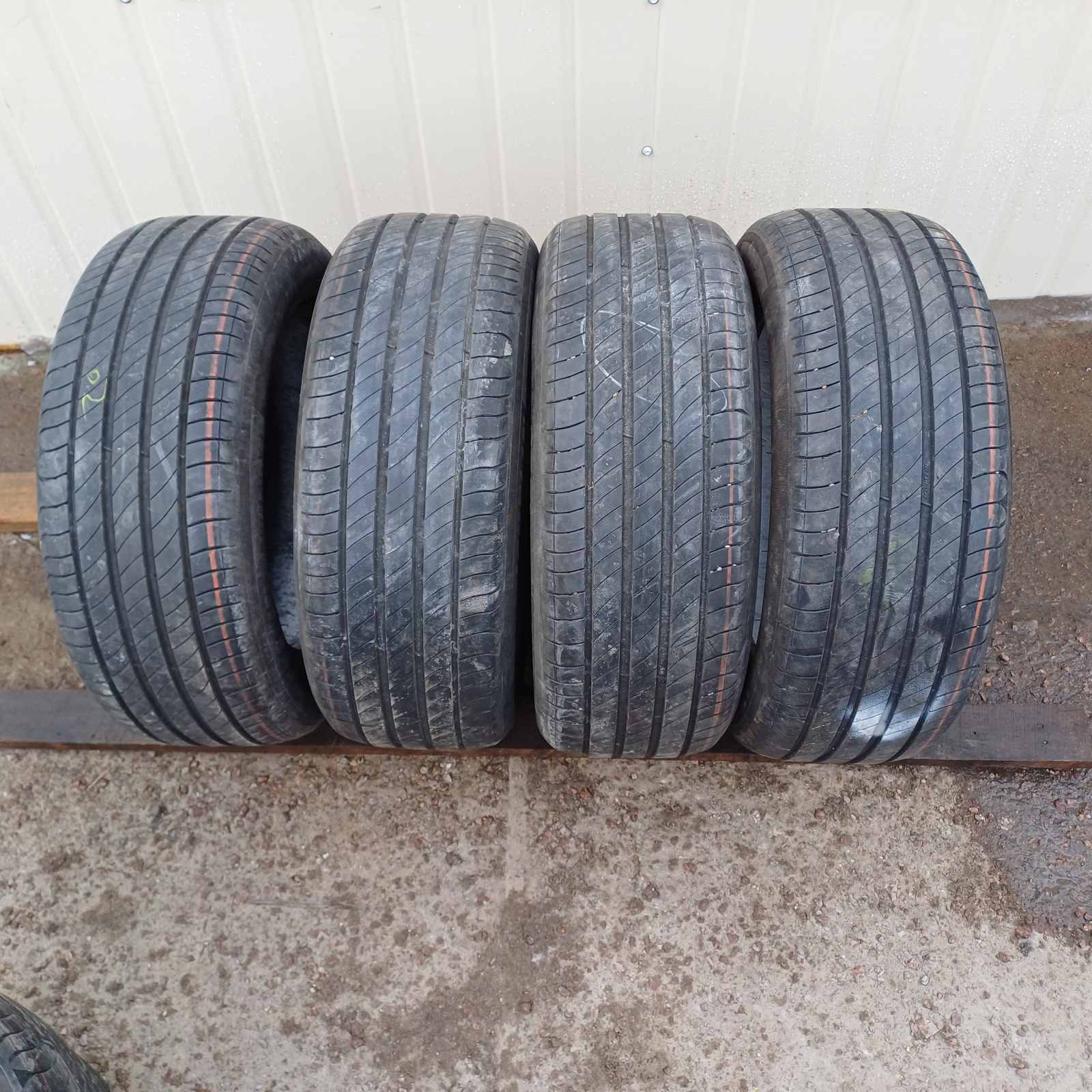 Michelin Primacy4 205/55R16	