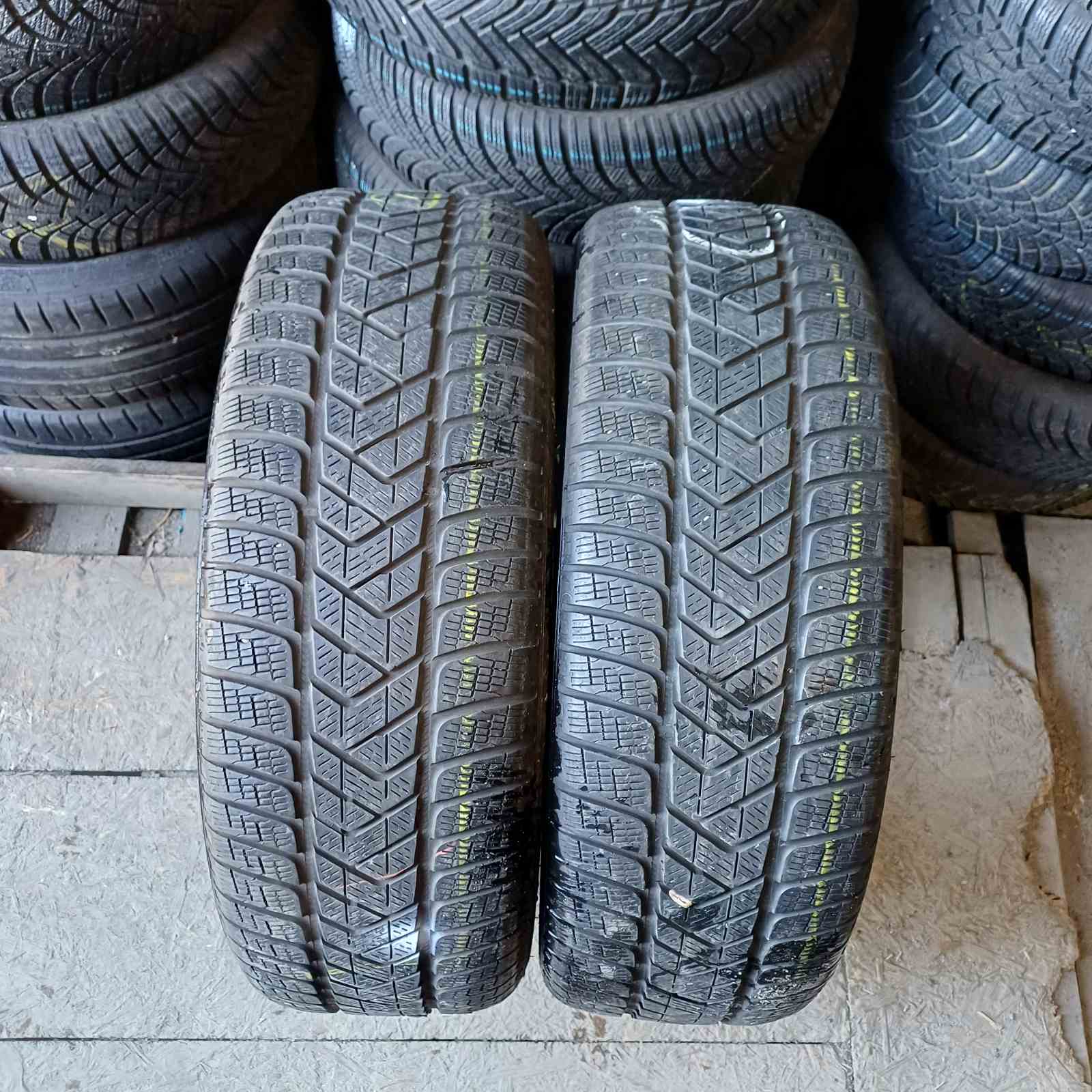 Pirelli Scorpion Winter 235/65R18