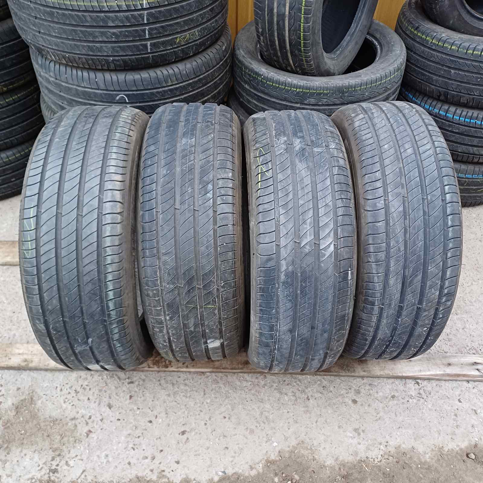 Michelin Primacy4  235/55R19